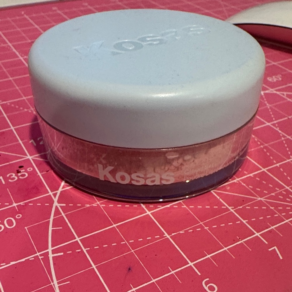 Kosas Translucent Setting Powder in candy rose